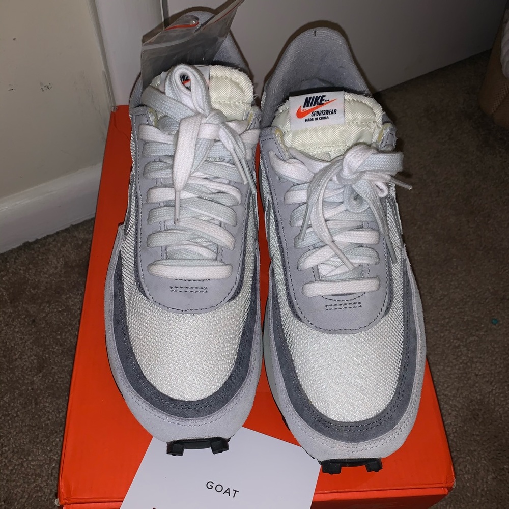 Nike sacai wafffle summit white